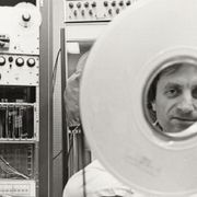 ✚ IANNIS XENAKIS [AVANT-GARDE #019]