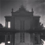 Núvol de fum 483 | ombra al mirall