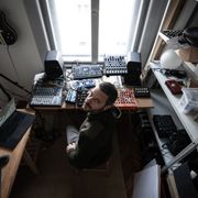 444_hangOver_432 - Pápai Gergő: Utazás a Mesterséges Városba