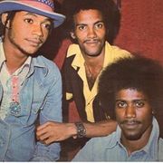 CADENCE CADENCE CADENCE LAISSEZ MOIN BOUÈ RHUM EN MOIN