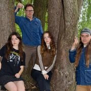 Agnes Uncaged is Making a Scene