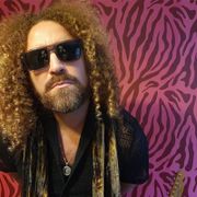 Gerry Casey Interviews AK and the Red Kites