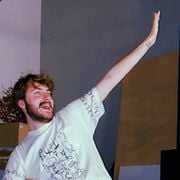 Tomáš Ružinský – Základ práce ukotvený v nežnosti a hladkých a jemných tvaroch