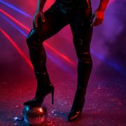 GLITTER AND HARD HEELS volume 1
