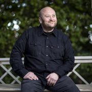 Gerry Casey Interviews Andrew Strong