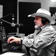 PopUp radio show 2025-07-18 Go Country