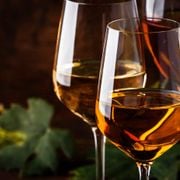 Sauvignon Blanc Glass Guide - What Makes The Best Shape and Glassware - Audio Blog