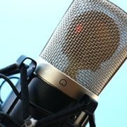 Hannah's Bookshelf with special guest Bruce Martin - 26/07/2025