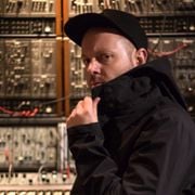 ✚ DJ SHADOW [Hip Hop]