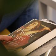 Radno čitanje: Nešto je priča,...