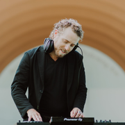 Izzy Wise Live Wedding Mix