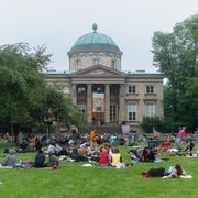 W Brzask no. 37 ~~ TJ Głupiec