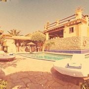 Lazy Sunday at Pikes
