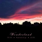 Wonderland #140: Για το φως που λάμπει μέσα στη σκοτεινότερή μας νύχτα