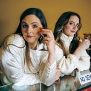 The Twins of Franklin is Making a Scene