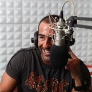 Antonis Kanakis At Imagine 89.7 4-4-17