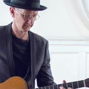 Terry Robb is Making a Scene1