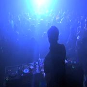 DJ Pulse spinning some EDM-MOOMBAH-TWERK