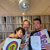 Wah Wah 45s Radio Show #32 with Dom Servini and special guests Dazzle Drums on Radio d59b