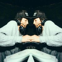chillin' with loosejoints jazz by ADALTZ aka ALTZ