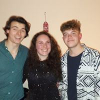 Student Radio Association Chart Show, hosted by Luke Oddie, Olivia Cowle and Alex Reed