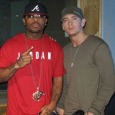 Eminem ft Royce Da 5'9 & Mr Porter freestyle - Westwood show 2010