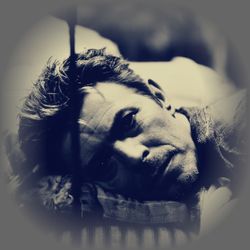 The Man who fell the earth  -  A Tribute to David Bowie