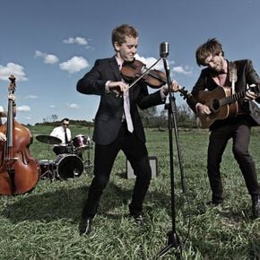 Bonanza & Son on ResonanceFM: The Abrams Brothers in session+Christmas Show Broadcast 19th Dec 2012.