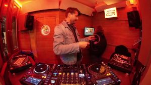 Kiosk Radio Live!
