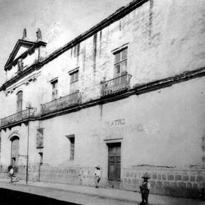 Cosas de ayer, algo de hoy: La plaza del volador