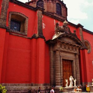 INAH al Día. LLaman a divulgar importancia del patrimonio cultural edificado