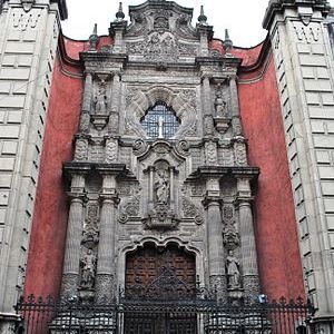 Paseos culturales: La ruta de Francisco de Guerrero y Torres en la ciudad de México