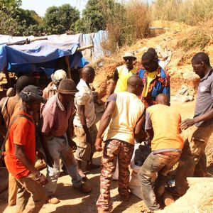 Guinée  La folle ruée vers l'or Siguiri
