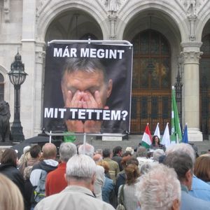 Conférence décroissante & référendum, la Hongrie qu'on aime et celle qui nous inquiète