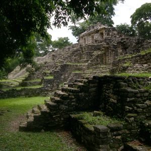 Cosas de Ayer, algo de hoy. Yaxchilán