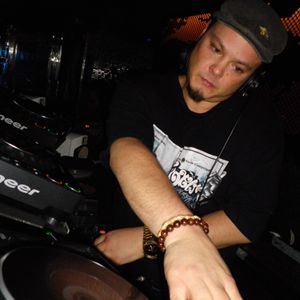 Christian DJ