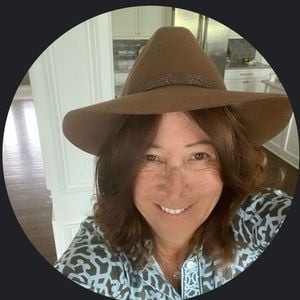 Musical Crossroads with Mary G - 04/30