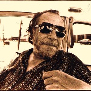 "Os Cristos Estúpidos", de Charles Bukowski, lido por Francisco Gomes