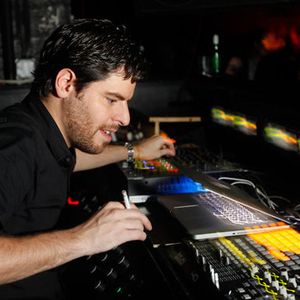 gui boratto - dance department (538)-cable-31-10-2010
