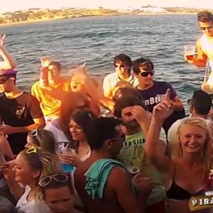 Slow Rise Radio Show / Thema: Party / Gast: Maansi Jain / 07.08.20