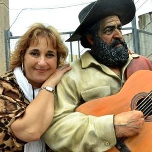 Homenaje A Jorge Cafrune Yamila Cafrune By Punto11radio Listeners Mixcloud Pronuncia todas las letras, a cada sílaba le da su tiempo. jorge cafrune yamila cafrune