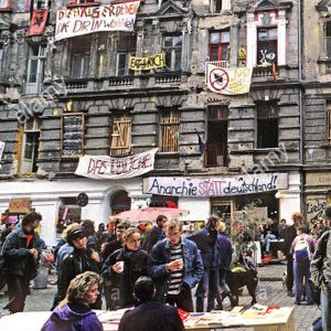 Frequenzkonsum #15 - Historisches und Politisches online: Mainzerstrasse.berlin & #FrauengegenHofer