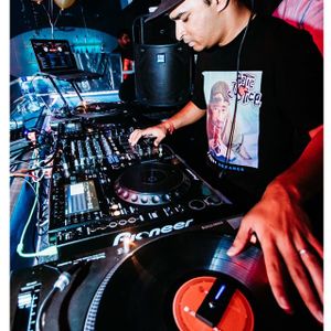 Ryan the DJ - Select Mix 011