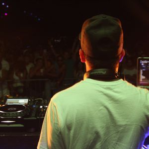 Ryan the DJ - Select Mix 013