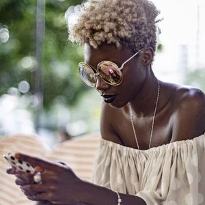 Sol Brown Feat. Sacha Williamson - Sumthin' Good Sol Brown Feat. Sacha Williamson - Sumthin' Good
