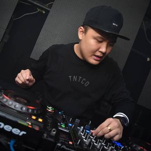 Progressive BigRoom style for Feb 2017 by DJ KyoRi