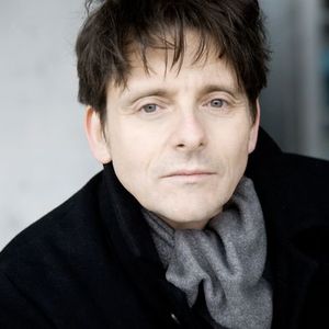 4/27/2016 - Guest composer and Eastman faculty member Oliver Schneller