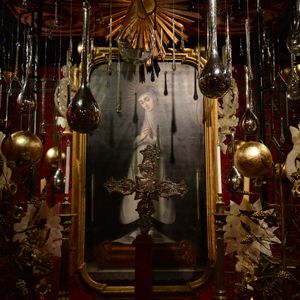 El altar de dolores. Elementos que lo conforman