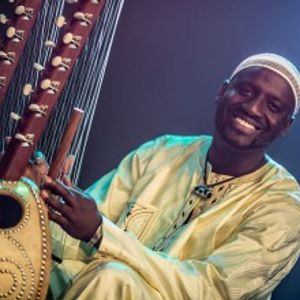 Seckou Keita Interview on Spin The Globe - 8 May 2015