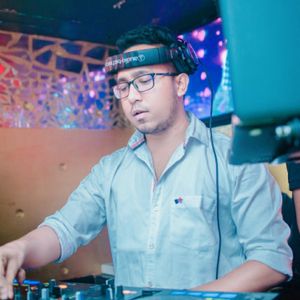 Bass Rani Aaja lyrics by nucleya featuring avneet khurmi & guri gangsta, is beautiful track from ''bass rani album'' produced by nucleya. bass rani